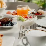 Embassy Hotel 3*