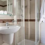 Hotel Embassy 3*