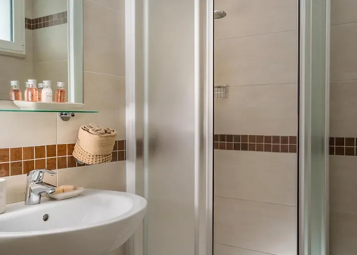 Embassy 3* 리치오네